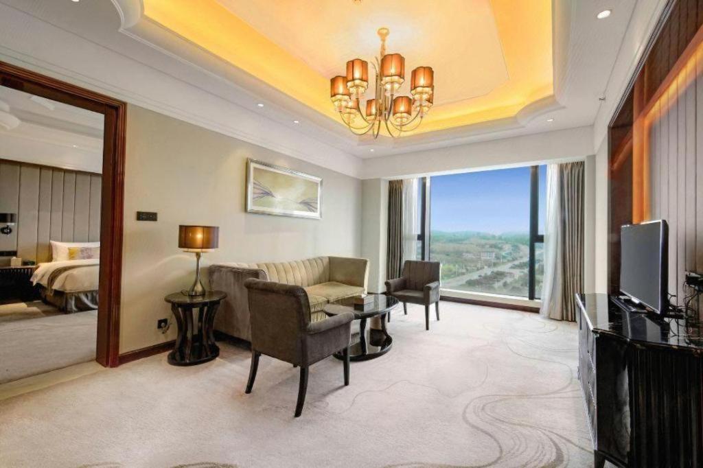 Hotel Wyndham Grand Plaza Royale Xianglin Shaoyang Zewnętrze zdjęcie